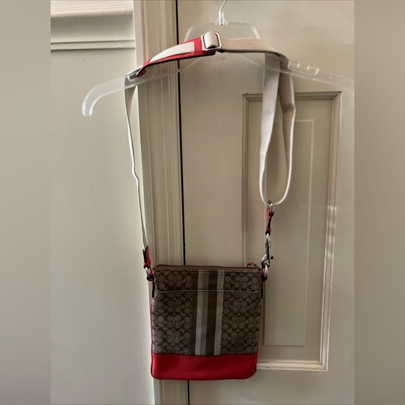 Coach Beige Monogram Print Crossbody W/ Red Leather & Sparkly Striped Trim Adjus - Picture 2 of 5